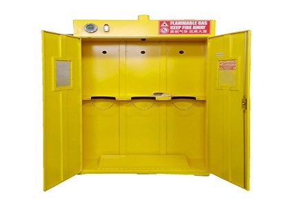 Considerações de instalação para armários de armazenamento de cilindro de gás