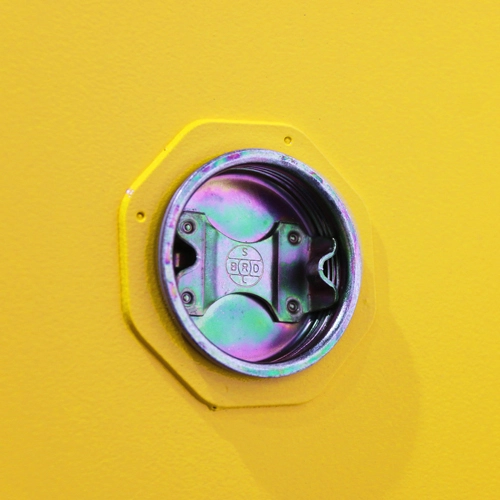 Como os armários de armazenamento de segurança são ventilados?