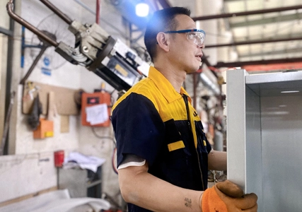 Editor da Sai-U leva você para entender a lata de lixo à prova de fogo