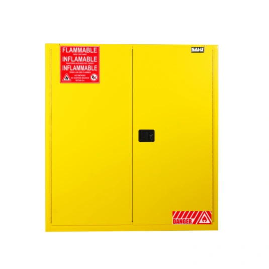 Quais são os requisitos para armazenamento de líquidos inflamáveis?